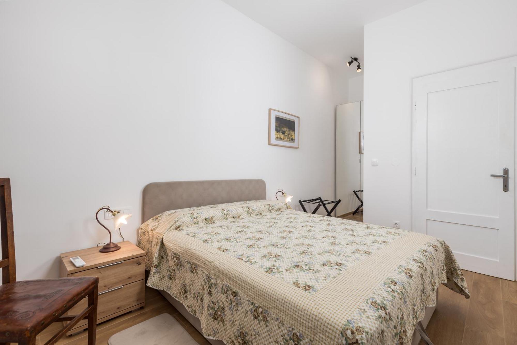 Vera Apartment غييكا المظهر الخارجي الصورة