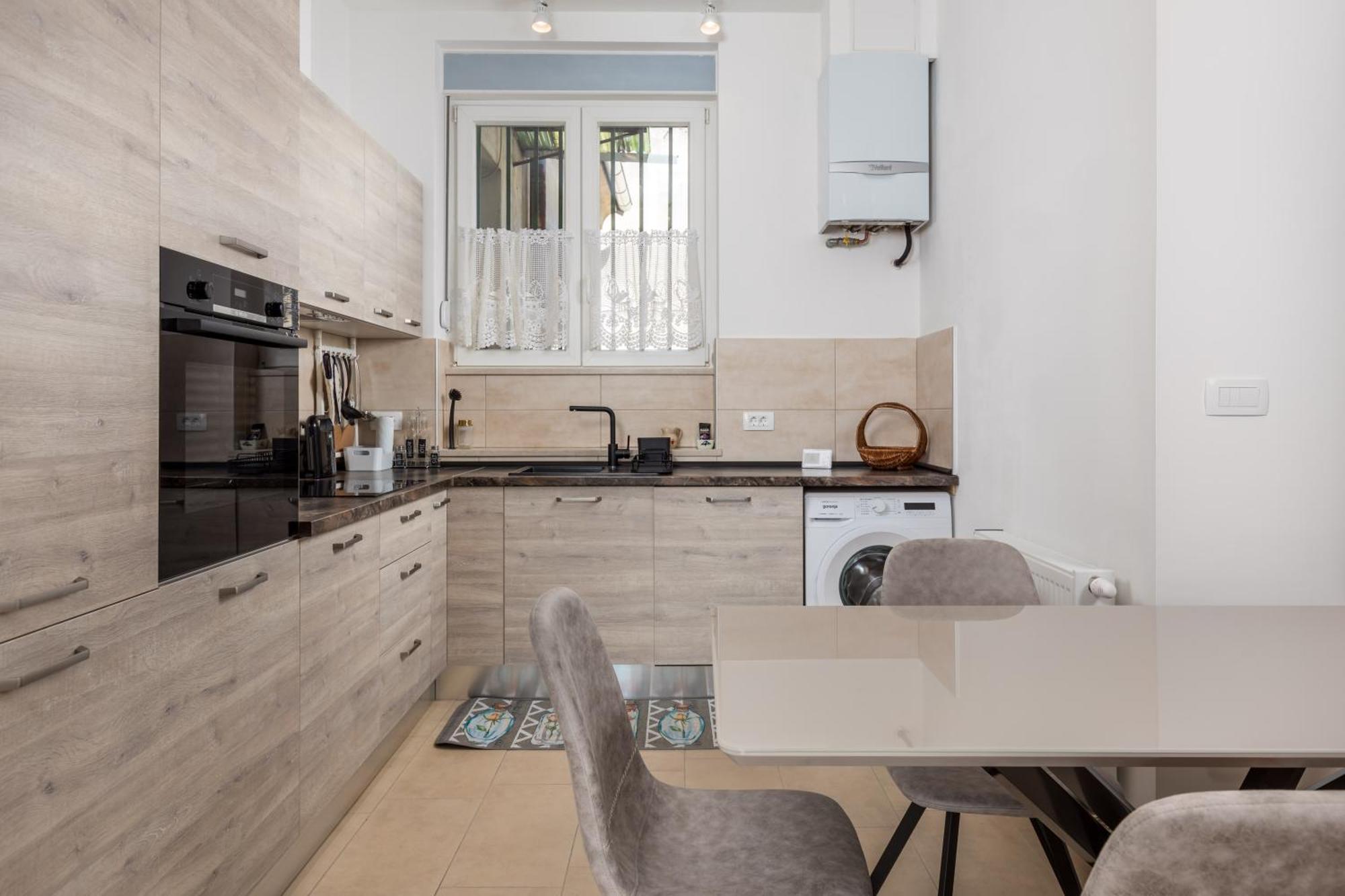 Vera Apartment غييكا المظهر الخارجي الصورة